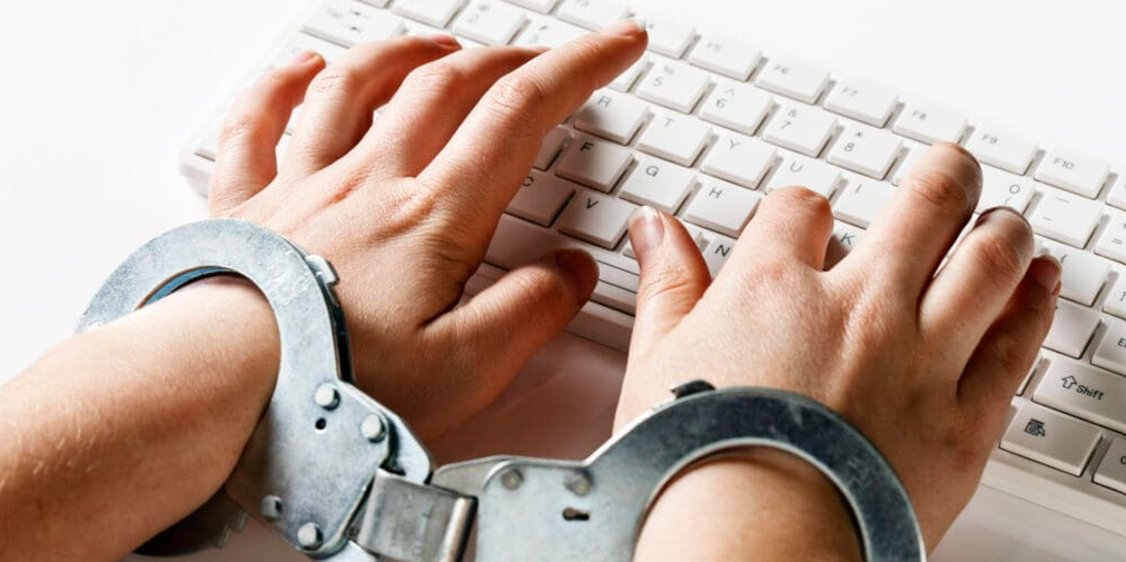 Censorship-Resistant Web Platforms