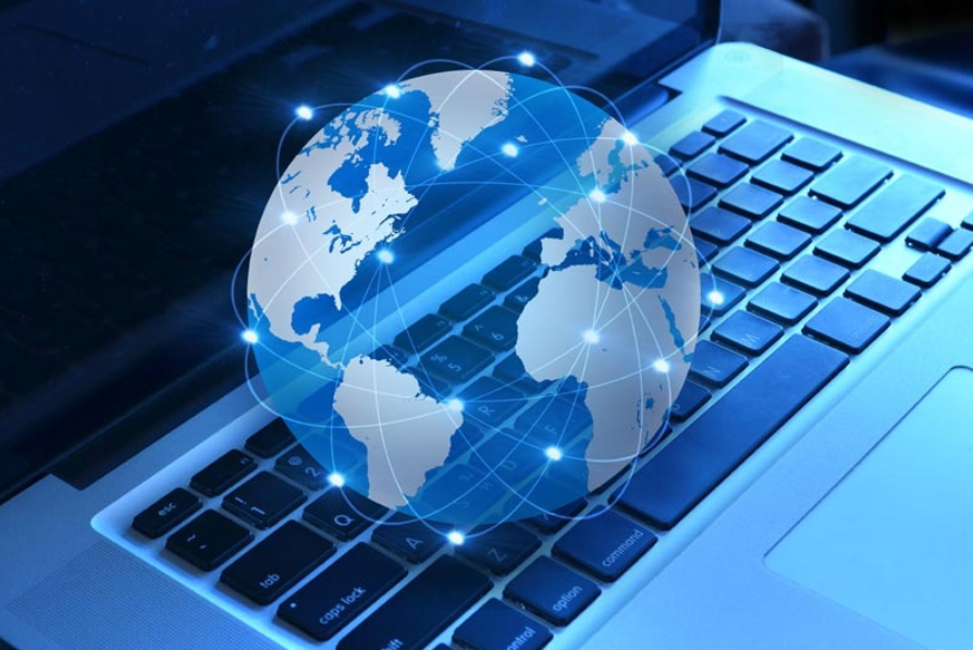 Internet Is Becoming Smaller and Smarter